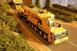 Mc Nallys LTM 11200-9.1 "Big Hamish" im Transport, Januar 2012